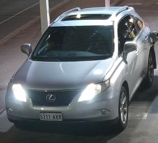 7-Aug-lexus.jpg
